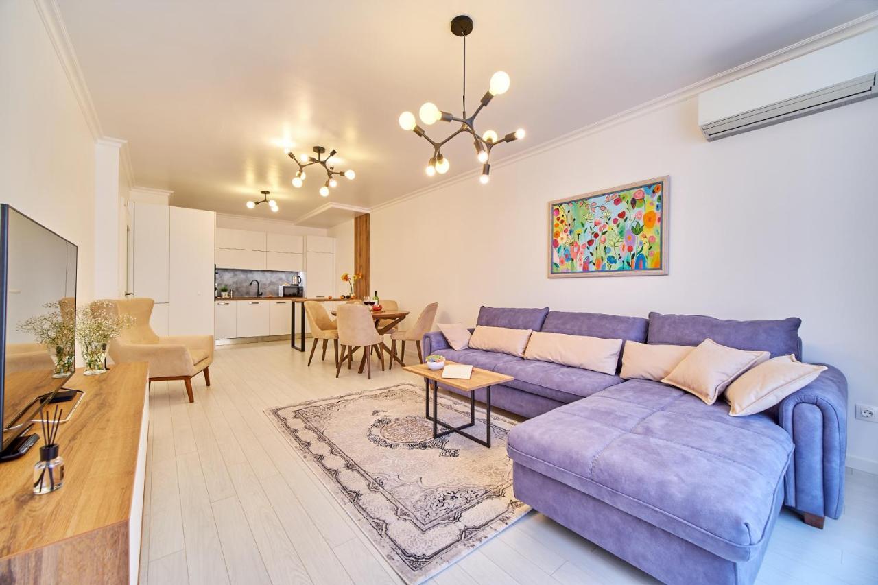 Premium Center In Grand Karavel Apartment