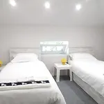 Top Center 4-Bedroom Apartment