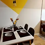 Modern And Cozy Flat In The City Center
