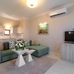 La Mer Residence