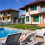 Вила Помело - Family Villa Pomelo