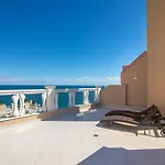 La Mer Apartcomplex And Spa