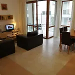 Cozy Family Villa 500M. From The Beach