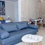 Sunny Blue One-Bedroom Flat With Balcony By Flat Mаnager