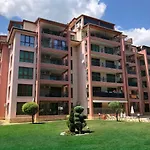 Sunrise Apartment Golden Sands
