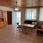 Приятна Къща За Почивка Караколев 2