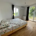 Sanny'S House