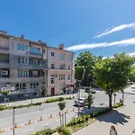 Great Location Apartment