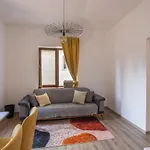 Linden House - A Lovely Apartment In Central Varna