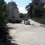 Студия В Комплексе Rozali
