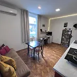 Apartment Saborni