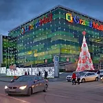 Modern Bright Apartment Close To City Center And Grand Mall