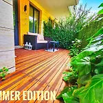 Matsa Apartment In Evergreen Complex