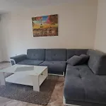 Vladislav- Luxury Apartments