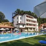 Apartament / Mezonet V Škorpilovci