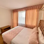 Wild Cherry 2 Bedroom Apartament Economy-1