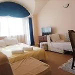 Wild Cherry 2 Bedroom Apartament Economy-4