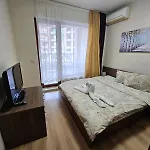Elegantz Apartments 2