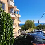 Saint Nicholas Varna Lovely 2 Bedroom Apartment With Sunny Garden