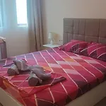 Апартамент За Гости Снежи
