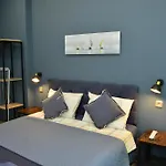 Sea Vibes 1 Bedroom Apartment - Free Public Parking, Wifi, Cable & Smart Tv, 0,9 Km To Beach