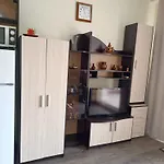 Byala Cozy Apartment Kiwi
