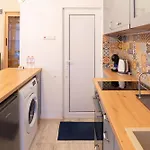 Seaside Estate - Cozy And Romantic - Public Parking Nearby