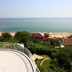 Villa White Dove
