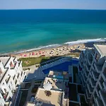 Penthouse At White Cliffs