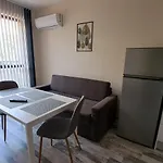 Hariton 1- Luxury Apartments