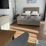 Sunny Studio Azur