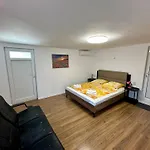Jackie House Varna