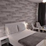 Simada Blue Guesthouse