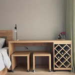 Cozy Studio By The Seaside