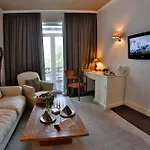 Hvd Boutique Hotel Oasis - Private Beach & Free Parking