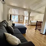 Fenix Studio Apartment Varna Center