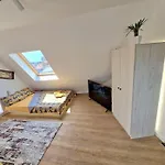 Sunny Apartment In The Centre