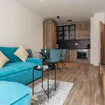 Azur Deluxe Apartment