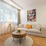 Aquarelle Breeze Apartment