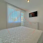 Stylish 1Br With Luxe Amenities