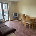 Spacious Family Fully Furnished 2 Rooms Apartment In Kavarna Apart Hotel