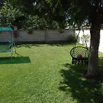 Kristi Houses