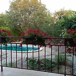 Sunny Villa