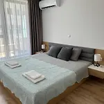 Apartment M