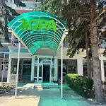 Хотел Зора