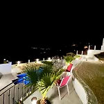 The White Pearl Boutique Villa