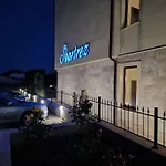 Beautiful & Cosy Studio In Complex Shartrez