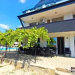 Arode Villa Dionysus - Digital Nomads Coliving