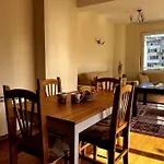 The Sailing Cat Apartment