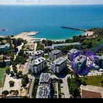 Boutique Luxury Apartment Azur Deluxe Resort On The Beach